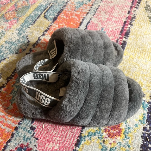 UGG fluff Yeah Charcoal Slides size 9 - Picture 4 of 9